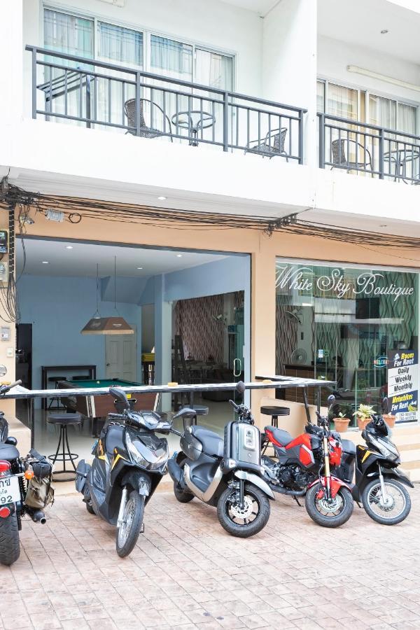 Hotel White Sky Boutique Patong Exterior foto